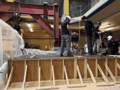 Pour 3: discharging from the bucket into the formwork
